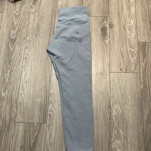 Size 8 wonder trains with pockets - Picture 3 of 3